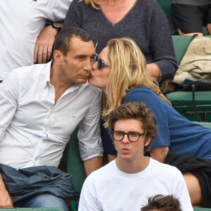 Zinedine Soualem et son épouse Caroline Faindt assistent aux Internationaux de France de tennis à Roland Garros, le 29 mai 2018 à Paris, en France. Photo par Laurent Zabulon/ABACAPRESS.COM