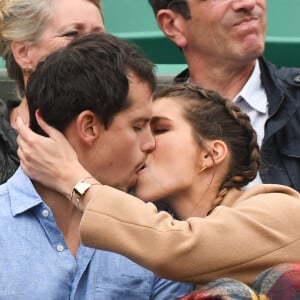 Laury Thillman et le chef Juan Arbelaez lors des Internationaux de France de tennis à Roland-Garros à Paris, France, le 29 mai 2016. Photo par Laurent Zabulon/ABACAPRESS.COM