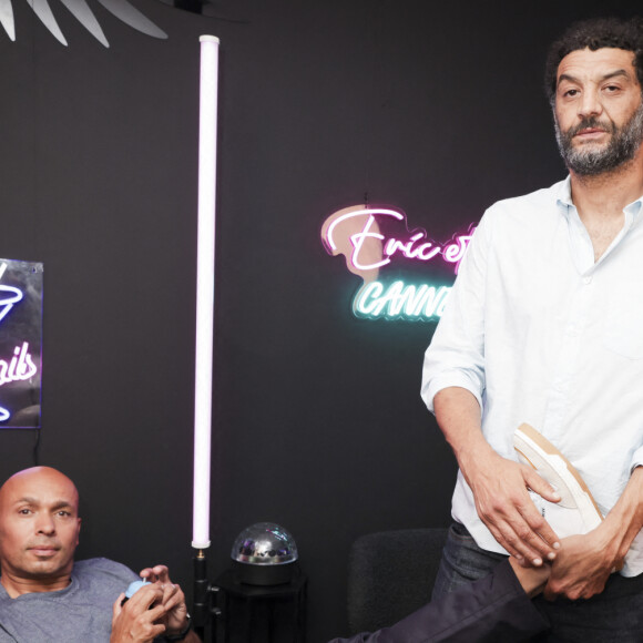 Exclusif - Eric Judor et Ramzy Bedia (jurés du TikTok Short Film Festival) sur leur TikTok @ericetramzy en marge du 76ème Festival International du Film de Cannes, France, le 22 mai 2023. © Jack Tribeca/Bestimage