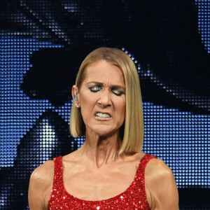 Céline Dion en concert à l'American Airlines Arena dans le cadre de sa tournée "Courage World Tour" à Miami, le 17 janvier 2020. Céline Dion a rendu hommage à sa mère Thérèse Dion décédée le jour même.