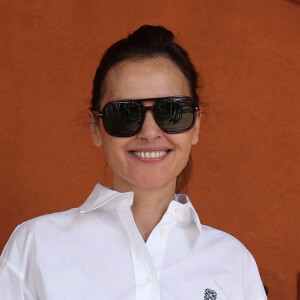 Virginie Ledoyen - Célébrités dans les tribunes des Internationaux de France de tennis de Roland Garros 2024 à Paris le 8 juin 2024. © Jacovides-Moreau/Bestimage 