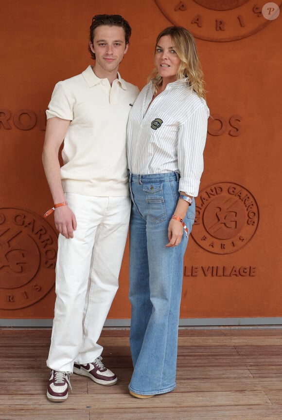 Justine Fraioli - Célébrités dans les tribunes des Internationaux de France de tennis de Roland Garros 2024 à Paris le 8 juin 2024. © Jacovides-Moreau/Bestimage 