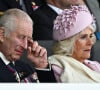 Mais le monarque n'en fait qu'à sa tête, comme l'a récemment expliqué la reine.
Le roi Charles III d'Angleterre et la reine consort Camilla Parker Bowles - La famille royale d'Angleterre lors des commémorations du 80ème anniversaire du débarquement (D-Day) à Portsmouth. Le 5 juin 2024 © Dylan Martinez / Pool / Bestimage 