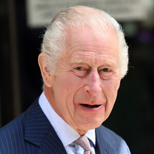 Charles III a fait plusieurs apparitions publiques ces derniers temps.
Première sortie officielle du roi Charles III d'Angleterre, accompagné de Camilla Parker Bowles, reine consort d'Angleterre, au Macmillan Cancer Centre de l'University College Hospital à Londres.