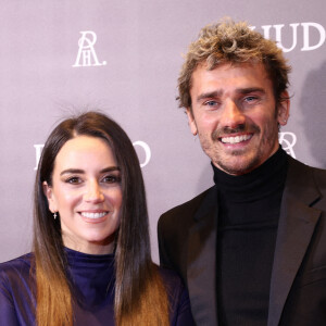 L'autre star des Bleus, Grizou, sera de son côté toujours épaulé par Erika Choperena.
Antoine Griezman, Erika Choperena assistent au photocall de présentation de Rhudo à Madrid, Espagne, le lundi 29 janvier 2024. Photo par GTres/ABACAPRESS.COM