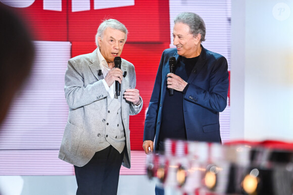 Exclusif - Salvatore Adamo et Michel Drucker - Enregistrement de l'émission "Vivement dimanche" au Studio Gabriel à Paris, présentée par M.Drucker et diffusée le 16 juin sur France 3 © Guillaume Gaffiot / Bestimage 