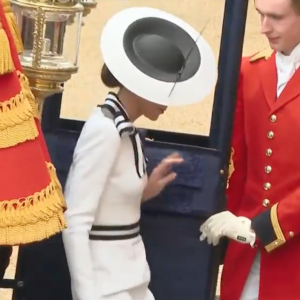 La prince de Galles était sublime dans une tenue blanche
Kate Middleton à "Trooping the Colour" le 15 juin 2024