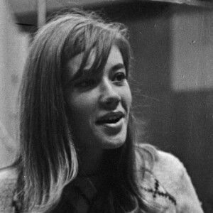 La chanteuse de pop Françoise Hardy en studio à Londres, le 29 octobre 1964. Photo par The Times/News Licensing/ABACAPRESS.COM