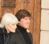 ( Info : Françoise Hardy est morte à 80 ans) - Exclusif - Prix Spécial - No Web No Blog - Françoise Hardy et son fils Thomas Dutronc se baladent le long des quais de l’Île Saint-Louis à Paris, France, le 2 novembre 2016. Françoise Hardy se dévoile dans "Un cadeau du ciel", son dernier livre aux Éditions des Équateur dans lequel elle revient sur son hospitalisation en mars dernier (15) pour son lymphome, en librairie, le 3 novembre. (No Web No Blog pour la Belgique et la Suisse) 