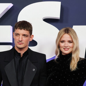 Virginie Efira et son compagnon Niels Schneider au photocall de la 48ème cérémonie des César à l'Olympia à Paris le 24 février 2023 © Dominique Jacovides / Olivier Borde / Bestimage 