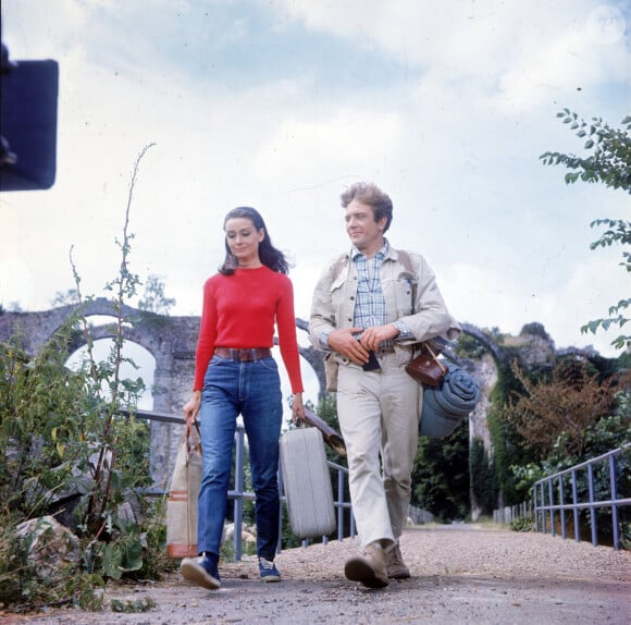 Une romance qui a duré le temps du tournage de leur film. 
Albert Finney et Audrey Heburn, Voyage à Deux (1967)