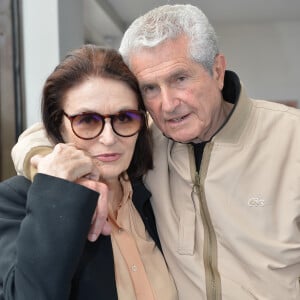 Pendant toute sa carrière, Anouk Aimée a été la muse de nombreux hommes. 
Exclusif - Claude Lelouch et Anouk Aimée déjeunent sur la terrasse Unifrance lors du 72ème Festival International du Film de Cannes, le 19 mai 2019. © Veeren / Bestimage 