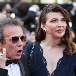 Philippe Manoeuvre et sa femme Candice - Montée des marches du film "Les Misérables" lors du 72ème Festival International du Film de Cannes. Le 15 mai 2019 © Jacovides-Moreau / Bestimage