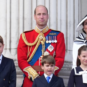 Le prince William, prince de Galles, Catherine Kate Middleton, princesse de Galles, le prince George, le prince Louis et la princesse Charlotte - Les membres de la famille royale britannique au balcon du Palais de Buckingham lors de la parade militaire "Trooping the Colour" à Londres le 15 juin 2024 © Julien Burton / Bestimage 