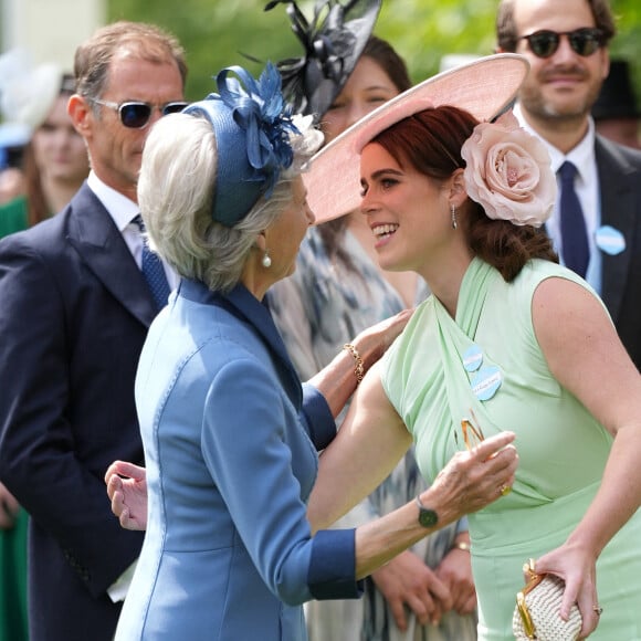 Eugenie d'York et Birgitte, duchesse de Gloucester - La famille royale d'Angleterre aux courses hippiques "Royal Ascot 2024" à Ascot 