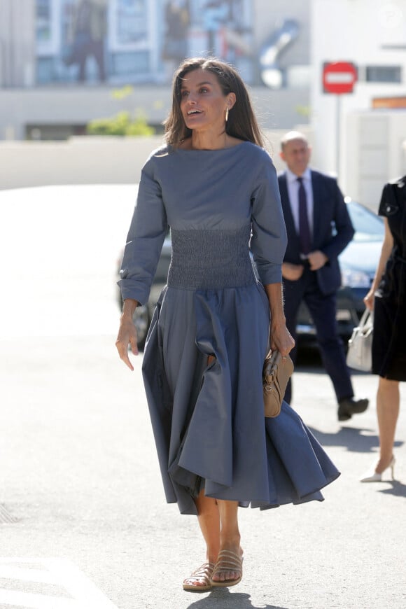 et qu'ils prouvent que la reine a décidé de prendre soin d'elle tout en restant au top du chic
La reine Letizia d'Espagne arrive à la réunion du conseil d'administration de FAD Youth dans les studios de Netflix à Madrid le 25 juin 2024. © José Ramón Hernando / Europa Press 06/25/2024