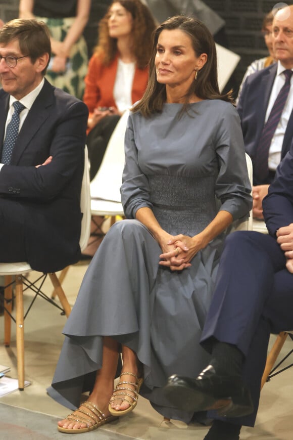 La reine Letizia d'Espagne participe à la réunion du conseil d'administration de FAD Youth dans les studios de Netflix à Madrid, le 25 juin 2024.