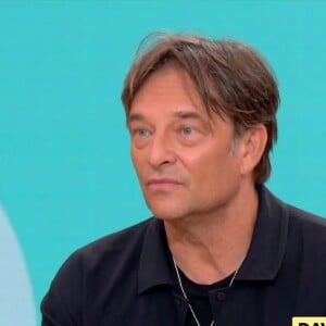 David Hallyday a eu un avis bien tranché sur ce projet de biopic sur son père
David Hallyday sur le plateau de "Bonjour !"