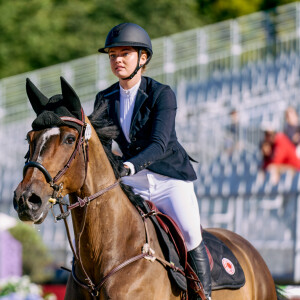 Maxime Teissier (Miss Languedoc 2023) sur History au prix Wayden pour Hope lors de la 10ème édition du "Longines Paris Eiffel Jumping" à la Plaine de Jeux de Bagatelle à Paris, France, le 23 juin 2024est une cavalère émérite. © Perusseau-Veeren/Bestimage 