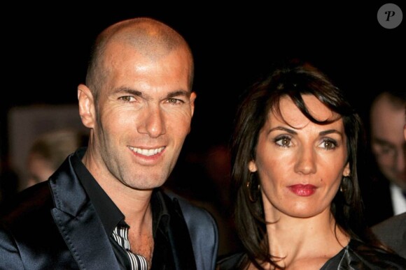 Zinedine Zidane (photo : avec sa femme, Véronique, en janvier 2010) a participé à un spot de soutien à la candidature d'Annecy pour les Jeux Olympiques d'hiver 2018