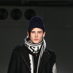 Le fils de Gad Elmaleh, Noé Elmaleh, au défilé "Zadig & Voltaire : Ready to Wear" pendant la semaine de la mode de New York automne-hiver 2017-2018, le 13 février 2017 à New York. John Nacion Imaging/Startraks/ABACAPRESS.COM