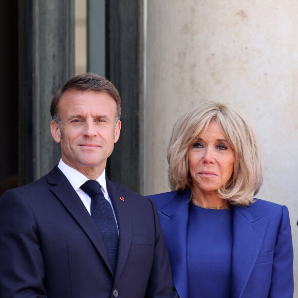 Une biographie à l'écran non validé par la principale intéressée
Emmanuel Macron et sa femme Brigitte - Le président des Etats-Unis et sa femme à leur arrivée au palais de l'Elysée à Paris, à l'occasion de leur visite d'état en France. Le 8 juin 2024 © Jacovides-Moreau / Bestimage