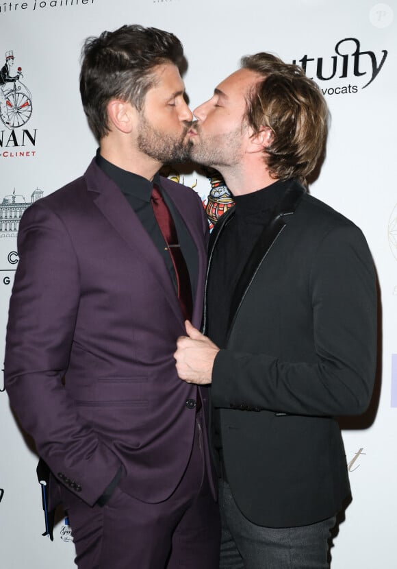 Christophe Beaugrand et son mari Ghislain Gerin - 46ème édition du Gala "Best Awards" à l'hôtel Georges V à Paris le 11 décembre 2023. © Coadic Guirec / Bestimage