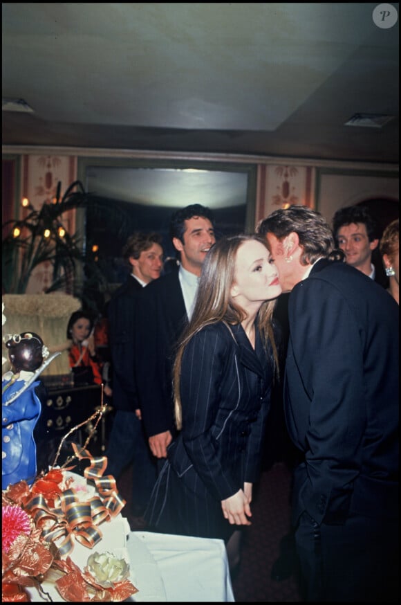 Vanessa Paradis et Johnny Hallyday en 1991 aux Victoires de la musique © Bruno Schneider via Bestimage