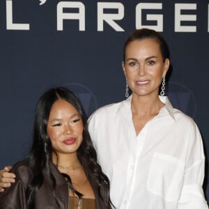 Ces images et cette complicité avec Raphaël Quenard laissent entendre que le projet de biopic serait en bonne voie ! 
Laeticia Hallyday et sa fille Joy - Avant-Premiere du film "Largo Winch "Le Prix de L'argent" au cinéma le Grand Rex à Paris le 18 juin 2024. © Marc Ausset-Lacroix/Bestimage