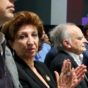 Exclusif - Françoise Noguès et Jean-Michel Macron, parents de Emmanuel Macron - Le président de la République française et candidat du parti centriste La République en marche (LREM) à la réélection, a effectué son premier grand meeting de campagne au Paris le Défense Arena à Nanterre le 2 Avril 2022 © Dominique Jacovides/Bestimage  Exclusive - For Germany Call For Price - French President Emmanuel Macron and centrist candidate for the upcoming presidential election during a political meeting in Nanterre, France, on April 2nd, 2022. 