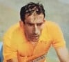 Raphaël Géminiani, dit Gem pour les fans et les intimes, était arrivé second au Tour de France 1951, et avait remporté le maillot à pois.