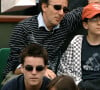 Dans les colonnes de Gala, Elie se confie sur la relation qu'il a avec son fils...Elie Semoun et son fils assistent au troisième tour des Internationaux de France de tennis à Roland Garros à Paris, France, le 31 mai 2008. Photo par Giancarlo Gorassini/ABACAPRESS.COM