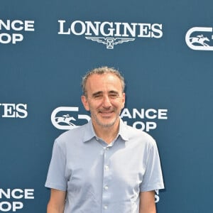 L'acteur Elie Semoun assiste au Prix de Diane Longines à Chantilly, France, le 18 juin 2023. Photo par Mireille Ampilhac/ABACAPRESS.COM