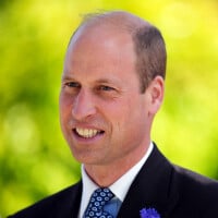 Le prince William déboule à toute vitesse dans le parc de Windsor sur un engin pas très royal !