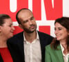 Le député du parti d'extrême gauche La France Insoumise (LFI) Manuel Bompard, Mathilde Panot, présidente du groupe LFI à l'assemblée nationale, la secrétaire nationale d'Europe-Ecologie-Les Verts (EELV), Marine Tondelier, Jeran-Francois Julliard directeur général de l'association Greenpeace, le premier secrétaire du Parti socialiste français (PS), Olivier Faure, le secrétaire national du Parti communiste français (PCF) Fabien Roussel, le sénateur écologiste et ancien candidat d'EELV à l'élection présidentielle Yannick Jadot lors d'une conférence de presse présentant le programme du tout nouveau "Nouveau Front Populaire", pacte électoral entre les partis de gauche, à la Maison de la Chimie, à Paris, France, le 14 juin 2024. © Stéphane Lemouton/Bestimage