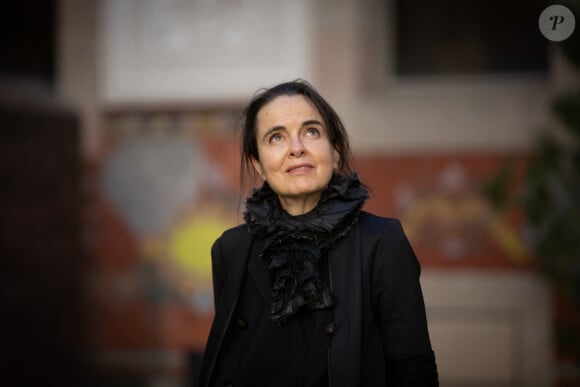 Amélie Nothomb lors de la présentation de son livre "Soif" au "Centre de Cultura Contemporania" à Barcelone. Le 2 février 2022 