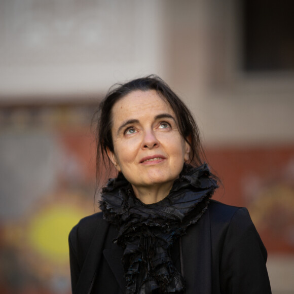 Amélie Nothomb lors de la présentation de son livre "Soif" au "Centre de Cultura Contemporania" à Barcelone. Le 2 février 2022 