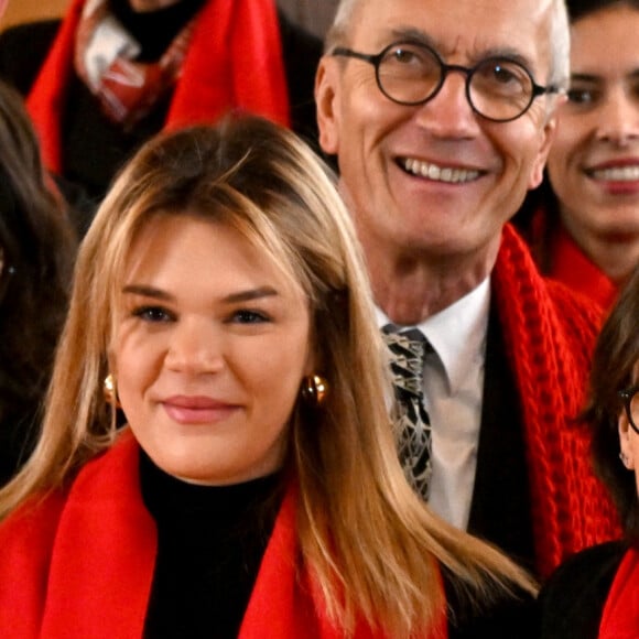 La princesse Stéphanie et sa fille Camille Gottlieb ont participé au déploiement des "Courtepointes" en mémoire des victimes du SIDA, au Musée Océanographique de Monaco, le 1er décembre 2022