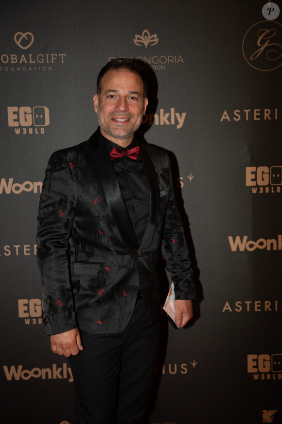 Le chanteur Mario Barravecchia au Global Gift Gala pour la campagne Heartbeat for Ukraine qui fournit une aide immédiate aux citoyens d'Ukraine et pour la Fondation Eva Longoria, le 19 mai 2022. Lucie Choquet/ABACAPRESS.COM
