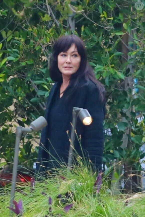 Malibu, CA - EXCLUSIF - Shannen Doherty passe du temps avec une amie au Soho House à Malibu, suite à ses révélations poignantes dans son podcast sur la préparation de l'avenir dans le cadre de son combat pour la santé