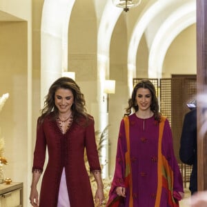 La reine Rania de Jordanie, Rajwa Khaled bin Musaed bin Saif bin Abdulaziz Al Saif - Soirée henné avant le prochain mariage de la princesse Iman au palais Al Husseiniya à Amman en Jordanie le 7 mars 2023. 