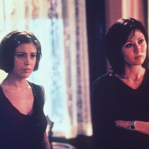 Alyssa Milano et Shannen Doherty dans la série Charmed.