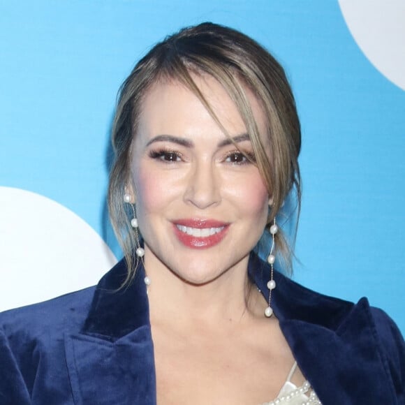 Alyssa Milano au photocall du "Gala de l'UNICEF 2022" à New York, le 29 novembre 2022. 