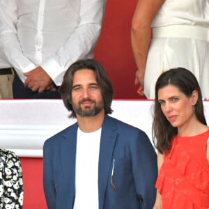 La princesse Caroline de Hanovre, Dimitri Rassam, sa femme Charlotte Casiraghi, la princesse Alexandra de Hanovre et son fiancé Ben-Sylvester Strautmann durant le Jumping International de Monaco, 16eme édition du Longines Global Champions Tour, le 1er juillet 2022. © Bruno Bebert / Bestimage 