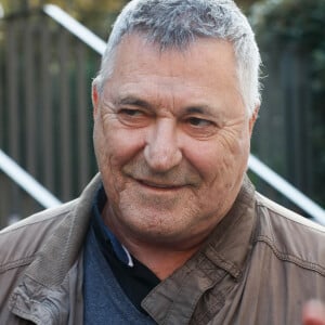 Semi-exclusif - Jean-Marie Bigard - Arrivées à l'enregistrement de l'émission "Vivement Dimanche" présentée par M. Drucker et qui sera diffusée le 8 octobre 2023 sur France 3, au studio Gabriel à Paris, France, le 03 octobre 2023. © Christophe Clovis / Bestimage 