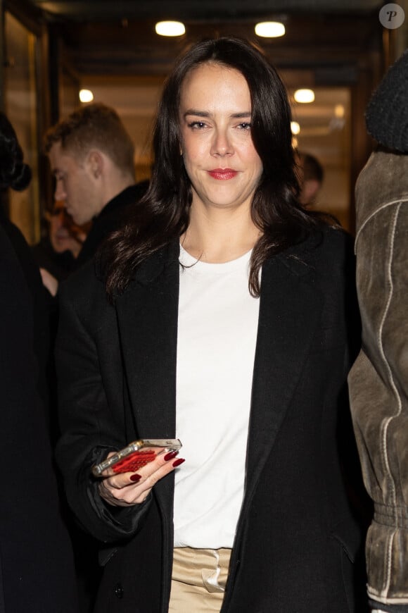 Pauline Ducruet quitte l'after party Miu Miu en marge de la fashion week à Paris (PFW).