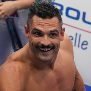 Depuis quelque temps, Florent Manaudou arbore fièrement la moustache
 
Florent Manaudou - F.Manaudou remporte l'épreuve du 50 m nage libre, sous le regard de sa compagne L.Dumenil, aux championnats de France de Natation 2024 au centre aquatique Odyssée à Chartres, le 20 juin 2024. © Laurent Lairys / Panoramic / Bestimage