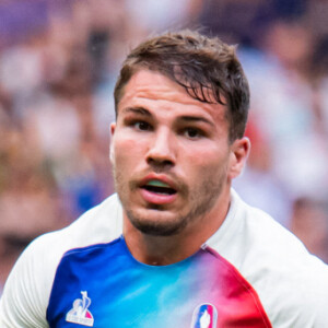 Antoine Dupont (France) - L'équipe de France de rugby à 7 tenue en échec par les États-Unis (12-12) lors des Jeux Olympiques (JO) de Paris 2024 au Stade de France, à Saint-Denis, Seine Saint-Denis, France, le 24 juillet 2024. © Baptiste Autissier/Panoramic/Bestimage