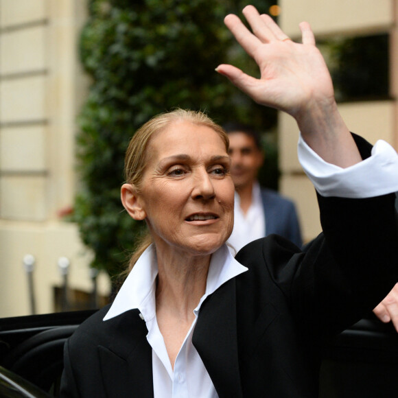 Céline Dion quitte le Royal Monceau pour préparer la cérémonie d'ouverture des Jeux Olympiques (JO 2024) à Paris le 23 juillet 2024.