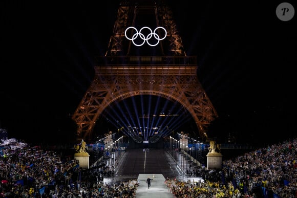 Illustration Tour Eiffel - Cérémonie d'ouverture des Jeux Olympique (JO) de Paris 2024 le 26 juillet 2024